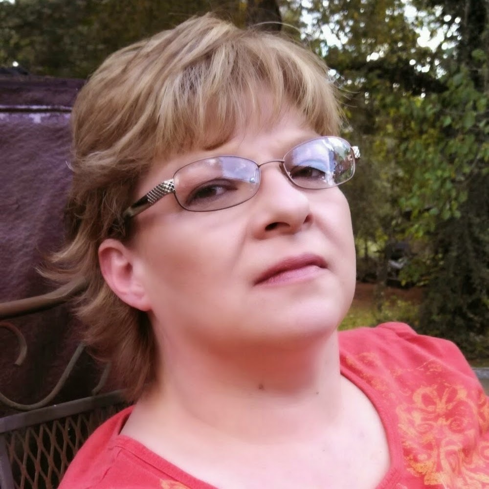 Meet your Posher, Danette